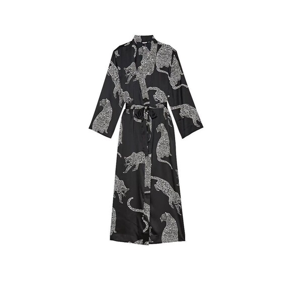 VICTORIA’S SECRET BLACK LEOPARD LONG SATIN ROBE XS/S